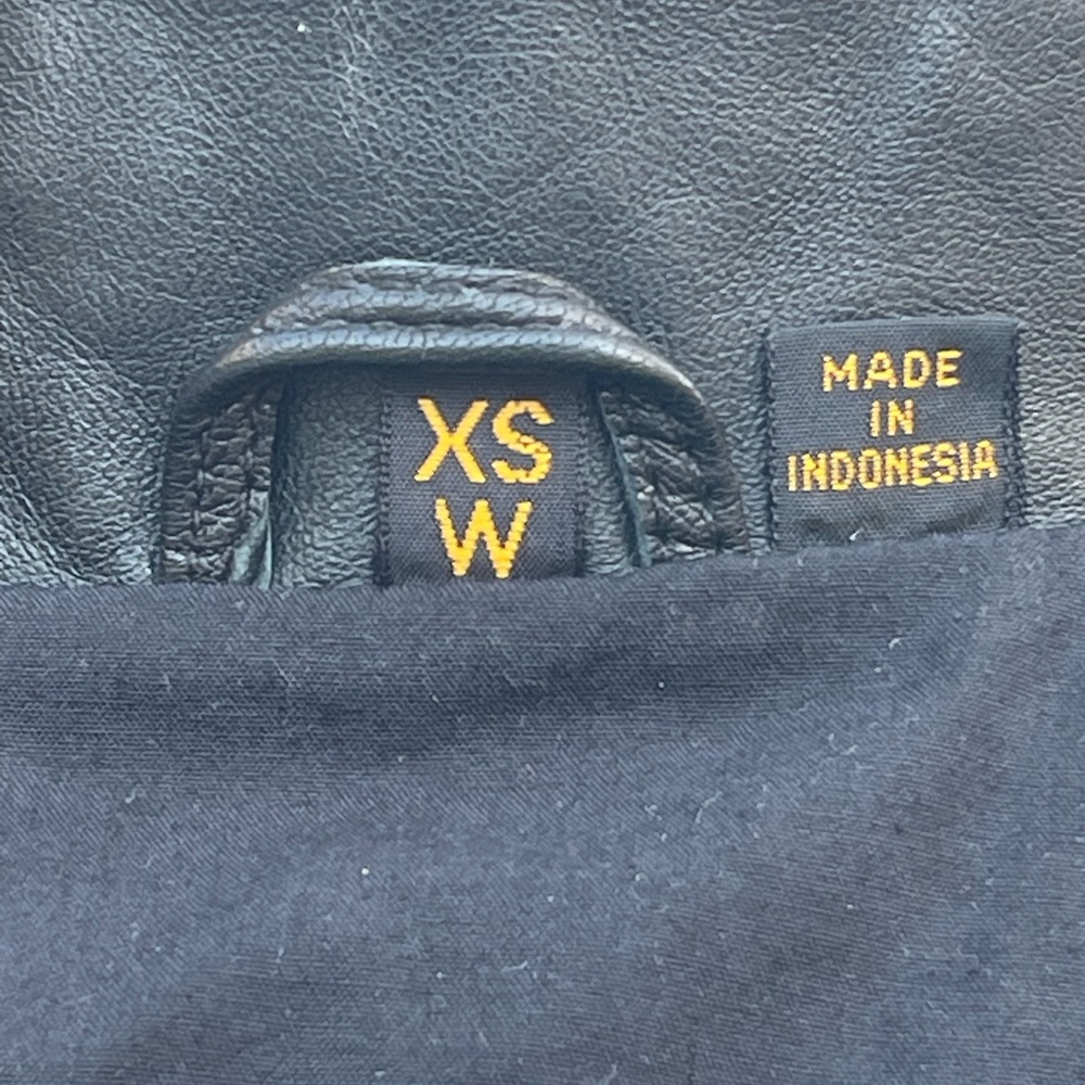 Harley-Davidson Women's Black Leather Zip Front Vest with Embroidered Logo - Picture 10 of 10